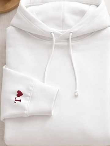 Sudadera personalizada con iniciales bordadas