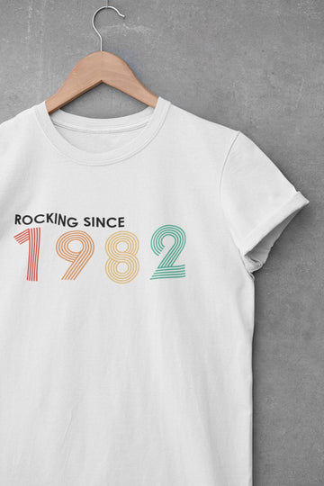 Camiseta blanca diseño vintage con el año que quieras